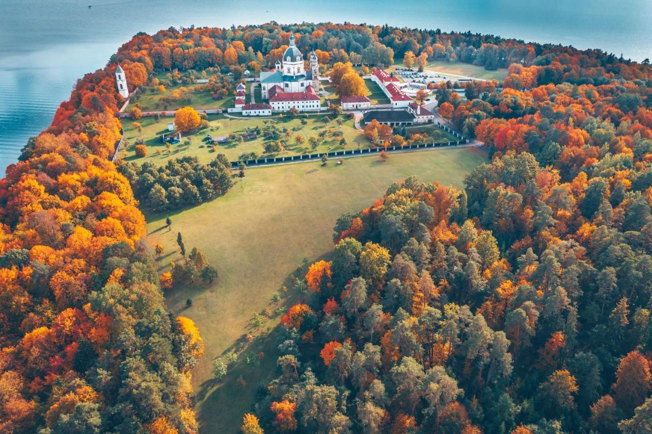 Monte Pacis In Pazaislis Hotell Kaunas Exteriör bild